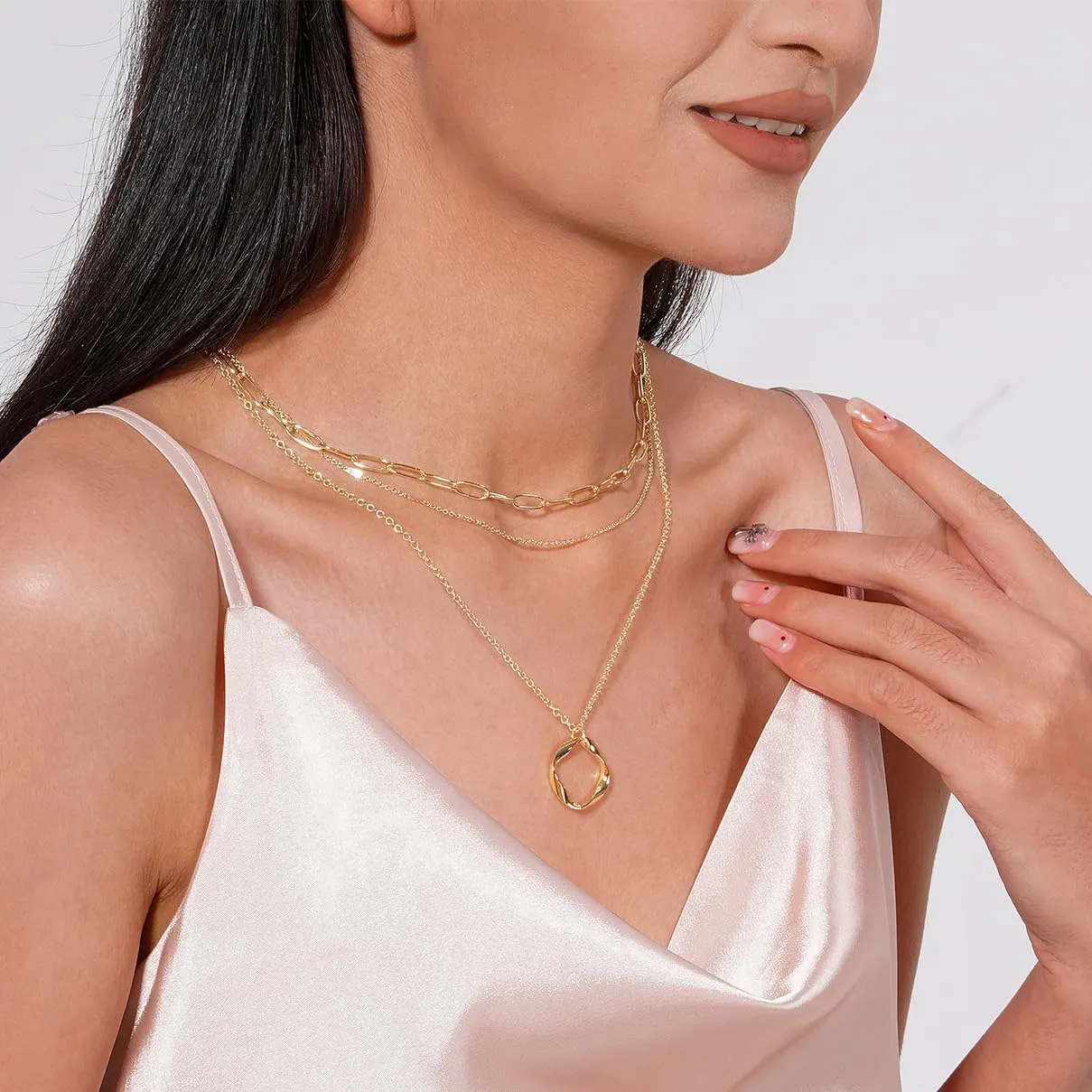 Layered Gold Necklaces for Women, Stackable 14K Gold Plated Necklace, Dainty Cross/Circle/Heart Pendant layered Necklace, Adjustable Dainty Gold/Silver Necklace Jewelry Set for Women