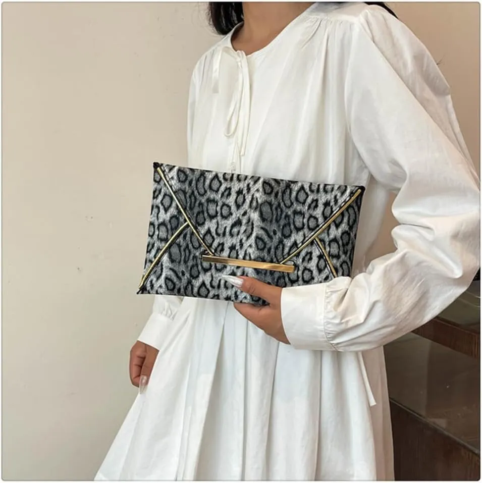 Leopard Print Envelope Clutch Purses for Women Cheetah Print Evening Handbag Wedding Party Square Clutch Bag