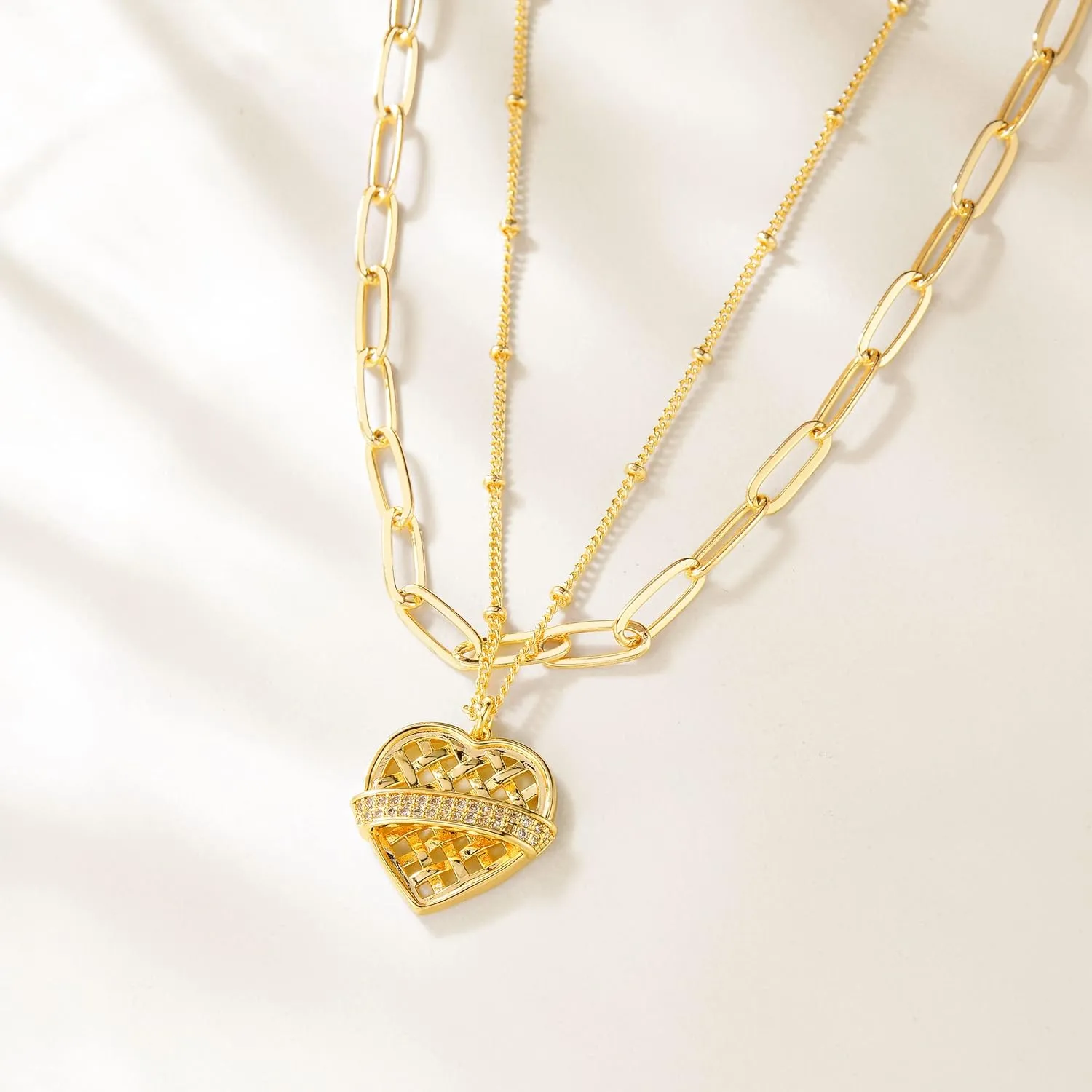 LOYATA Gold Layered Choker Necklace 14K Gold Plated Bar Coin Charm Pendant Neckalce Delicate Multilayer Choker Necklaces for Women