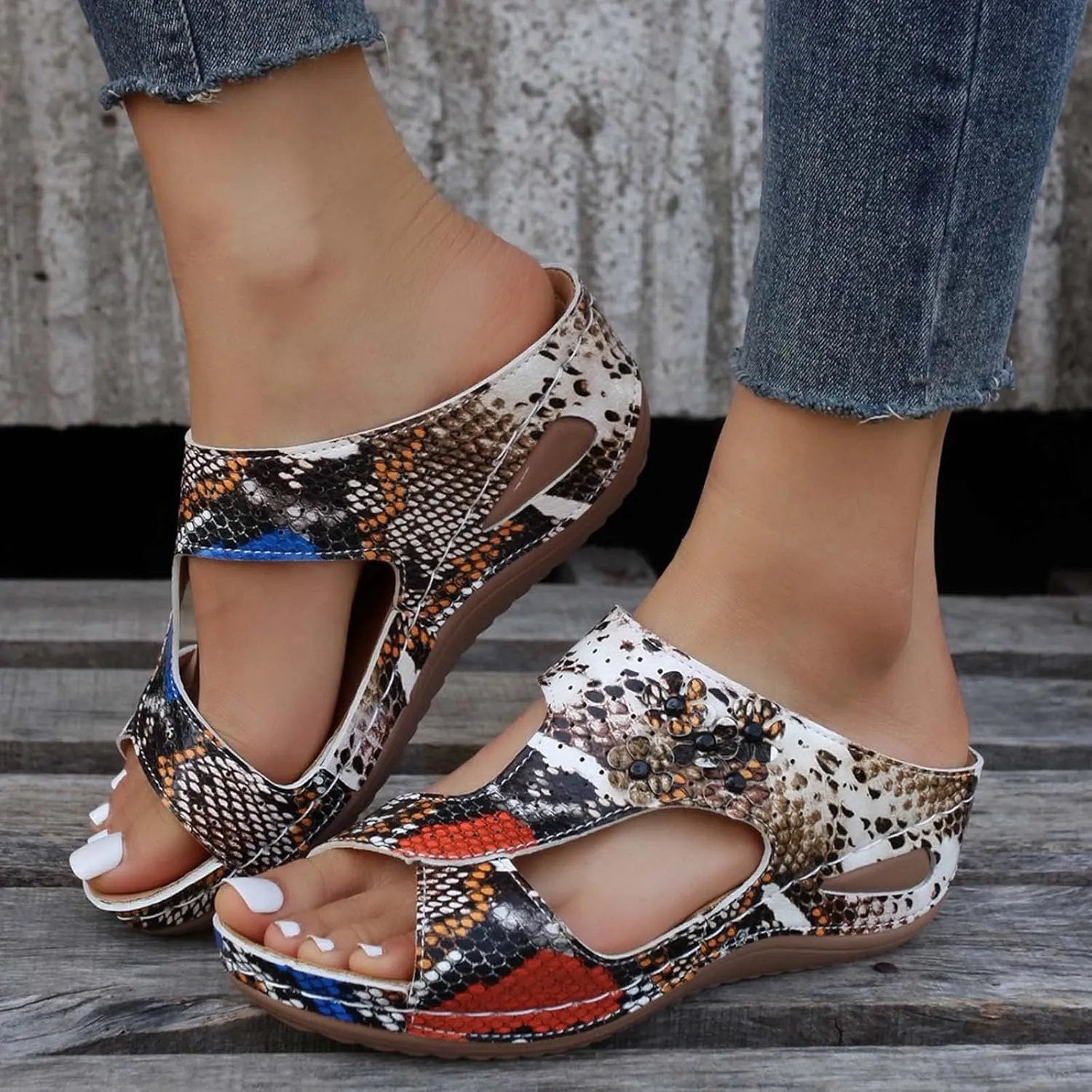 Platform Wedge Sandals for Women Arch Support 2025 Fashion Flower Hollow Breathable Open Toe Elegant Slip on Slippers Comfortable Walking Summer Beach Sandals
