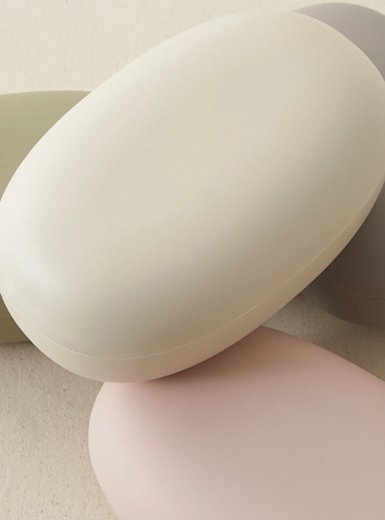 Takenaka Bento Box Pebble (White Eggshell)