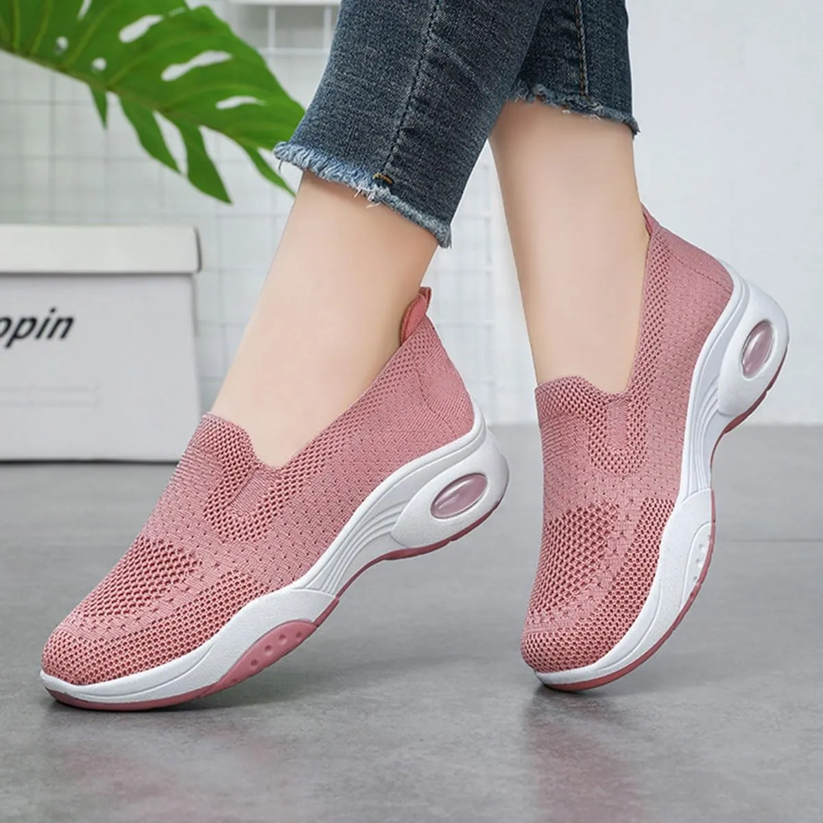Womens Slip-on Sneakers Casual Walking Shoes Soft Sole Orthopedic Shoes Comfortable Knitted Mesh Sneakers Workout Gym Running Sneaker Pull-on Daily Shoes